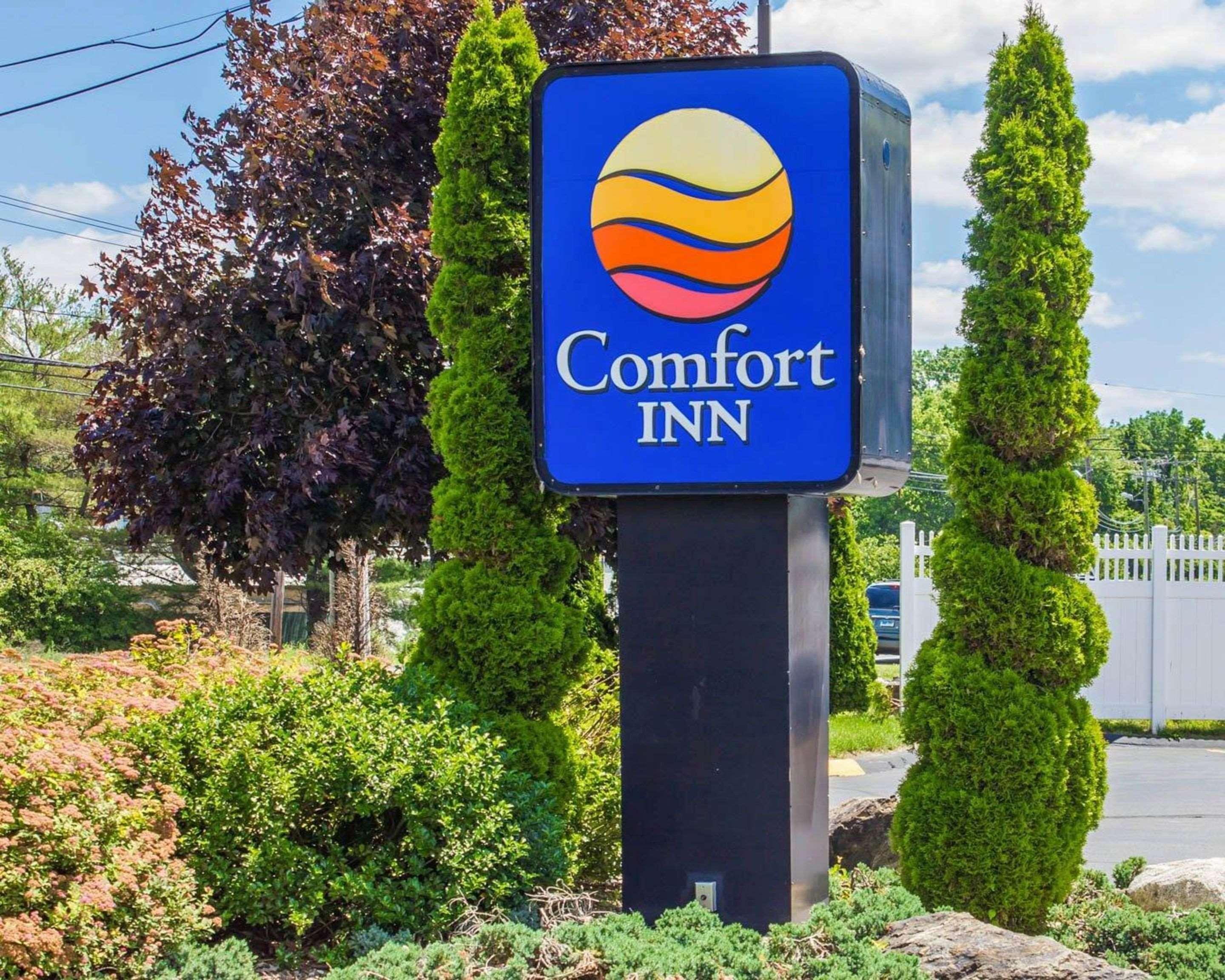 Comfort Inn Guilford Near I-95 Экстерьер фото