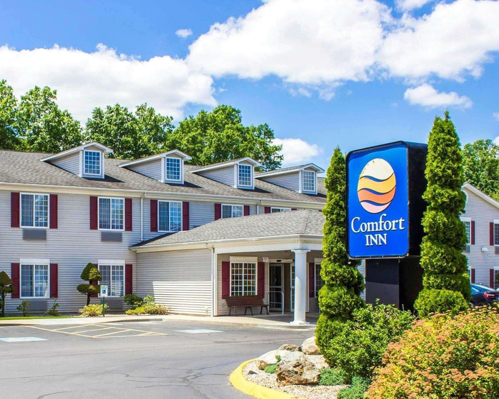 Comfort Inn Guilford Near I-95 Экстерьер фото