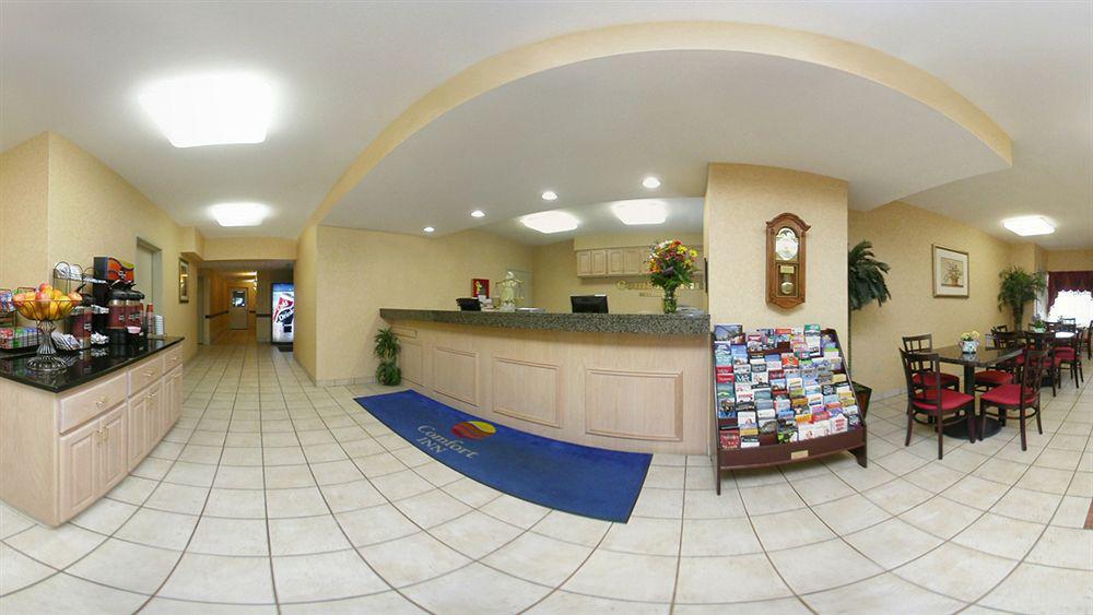 Comfort Inn Guilford Near I-95 Экстерьер фото